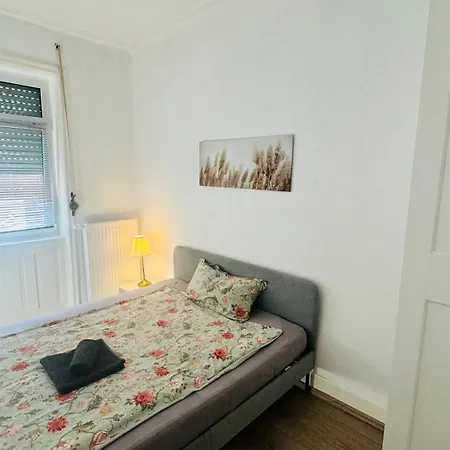 Gemuetliche Altbauwohnung In Ostendplatz Apartment Stuttgart